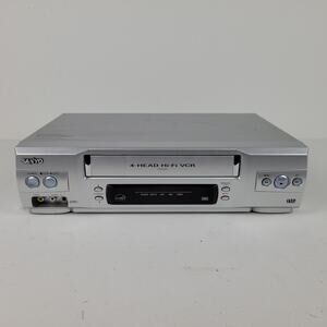 Sanyo Mo VWM 800 VCR 4 Head Hi-Fi VHS Player Recorder Tested NO Remote